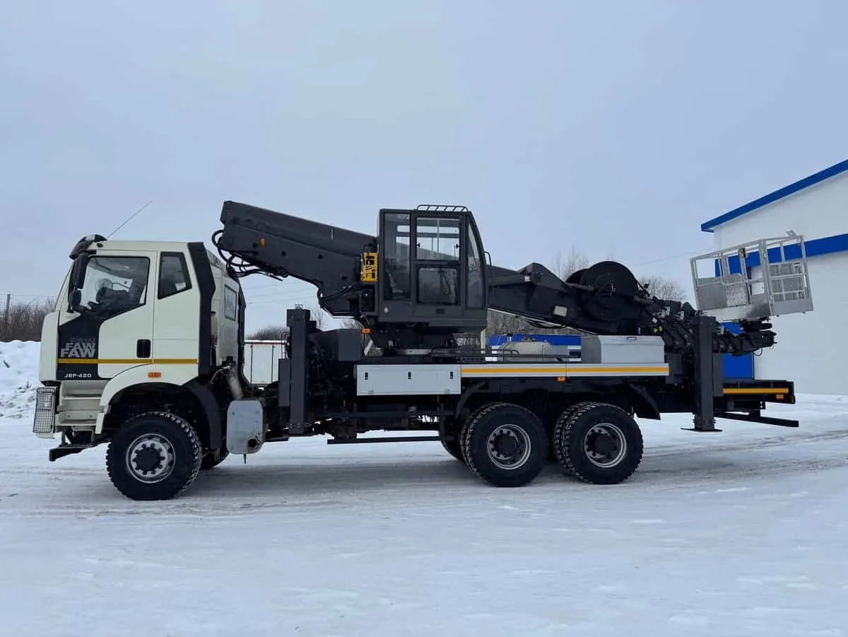 Автовышка 45 метров на базе вездехода FAW 6x6 — фото 4